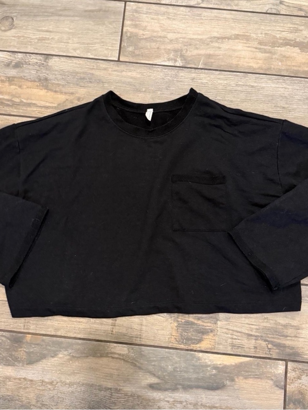 Free People Movement Black Cropped Long Sleeve Sweatshirt